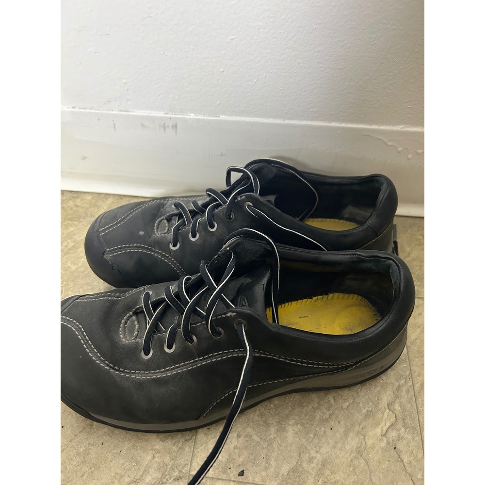 KEEN Women's Black Leather Slip On‎ Casual Comfort Walking Shoes - Picture 5 of 8